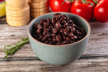 Canned black beans in the bowk