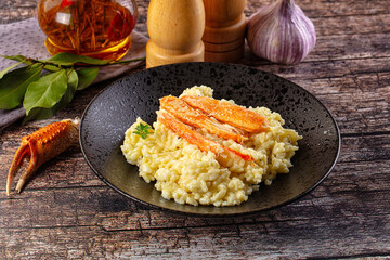 Risotto with natural crab leg