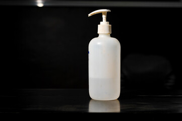 liquid soap dispenser