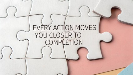 Fototapeta premium Motivational Quote on Puzzle Background for Inspiration and Reflection