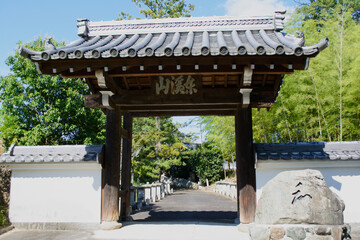 兵庫県・安国寺、足利尊氏が戦没者を弔い、日本全国68か所に建てた寺