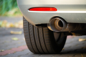Car exhaust pipe