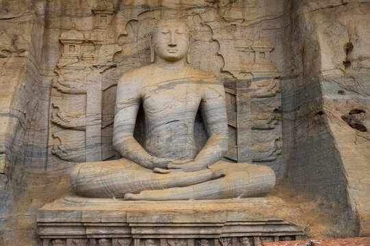 Seating Buddha statue, Polonnaruwa ruins of the garden-city created by Parakramabahu the Great in the 12th century, Polonnaruwa, Sri Lanka