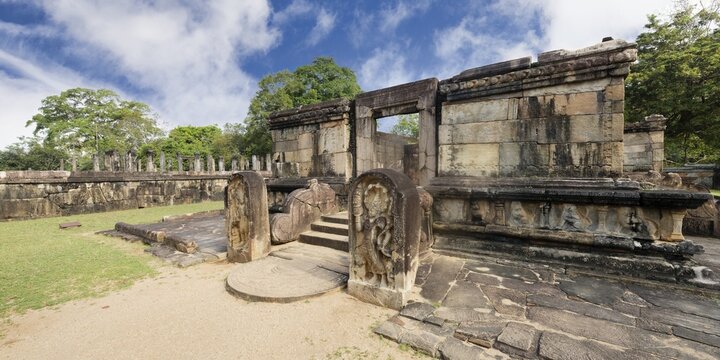 Buddha tooth relic temple, Polonnaruwa ruins of the garden-city created by Parakramabahu the Great in the 12th century, Polonnaruwa, Sri Lanka