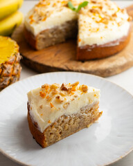 Hummingbird cake is a banana and pineapple-based cake typical of the cuisine of the southern United States.