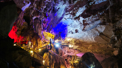 Tham Nang Aen Cave, Tourist attraction in Laos