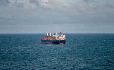 The bulk ship on spot-check