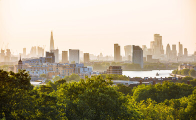 Obraz na płótnie Canvas City of London at sunset, view from the Greenwich hill.