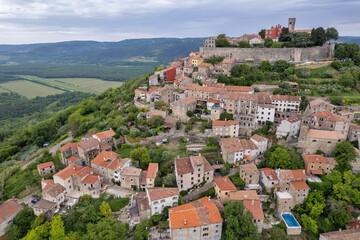 Fototapeta premium Historic hilltop town of Motovun in Istria, Croatia.
