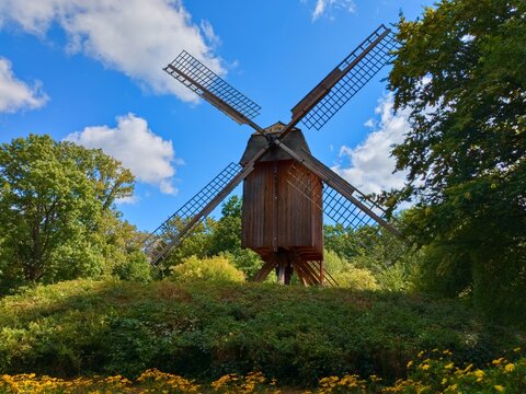 Bockwindm&uuml;hle in Hannover Hermann - L&ouml;ns - Park 