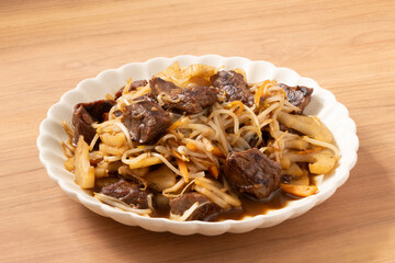 牛肉はらみ　蓮根　もやし炒め
