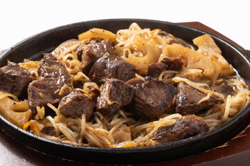 牛肉はらみ　蓮根　もやし炒め