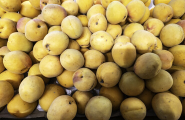 Peaches in a fruit shop