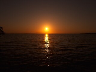 Naklejka premium sunset over the sea