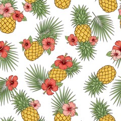 Fototapeta premium Seamless Tropical Pattern Pineapples Hibiscus Palm Leaves