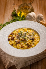 saffron rice with chanterelles mushroom