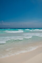 Obraz premium Cancun Beach with Turquoise Water and White Sand