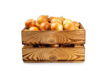 Onion isolated on white background. onion slice. onion rings. Fresh Yellow Onion. Natural, fresh, vegetarian food. Agricultural products. Healthy eating. Vegetables. Farmer's market.