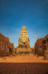 Landscape Historical Park in Ayutthaya. The ancient temple that presents humans is located in Thailand's Ayuddhaya Historic City. Ayutthaya World Heritage.