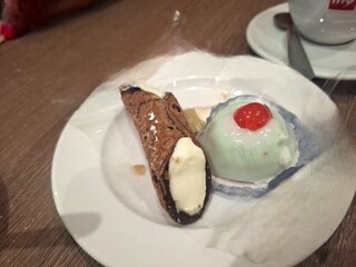 ice cream dessert