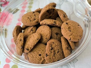 chocolate chip cookies