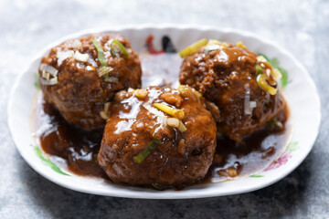 chinese traditional braised lion's head meat ball