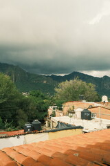 Obraz premium mountains in a pueblo magico in mexico