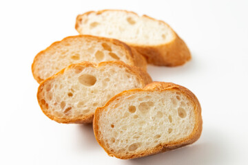 カットしたバゲット　白バック