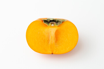 半分にカットした柿の断面　白バック