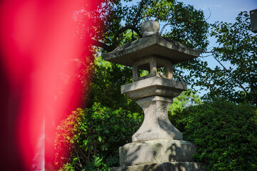 日本　神社　灯籠