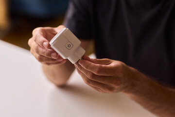 Smart Plug Technology enables convenient control through a Mobile App for better automation