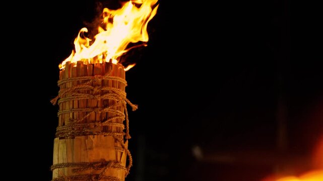 [Super Slow]The Majestic Yoshida Fire Festival, One of Japan&rsquo;s Three Great Festivals / The Spirit of Japan Expressed Through Its Intangible Cultural Properties