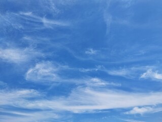 Obraz premium Clear blue sky with clouds for International clean air day for blue sky concept