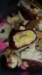 A very delicious and savory dry ice cream cake. A shot of the delicious ice cream cake filling. A shot of the delicious ice cream cake filling.
