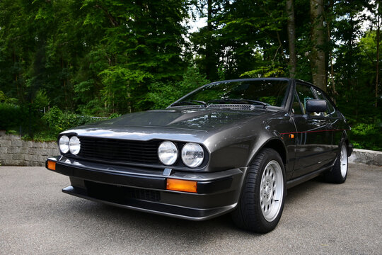 Italienischer Sportwagen der 80er Jahre