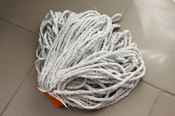 Floor Cleaning Advice. Rope Cloth for Washing and Polishing Tiled Floors Indoors