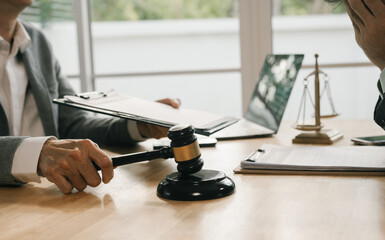 Legal advice concept: A lawyer or legal advisor is someone who listens and gives advice to business people.