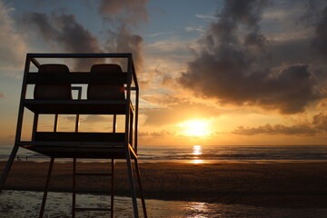 Coucher de soleil sur l'océan Atlantique