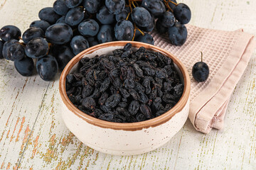 Dry ripe sweet blue raisin