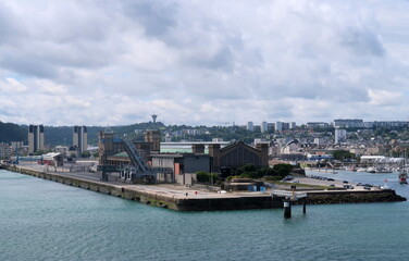 Naklejka premium Port et chenal de Cherbourg en Normandie