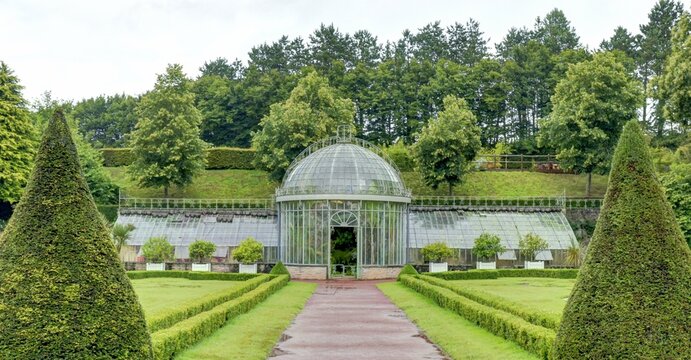 Ch&acirc;teau et jardin des Ravalet &agrave; Cherbourg