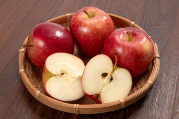 ニュージーランド産のダズルりんご