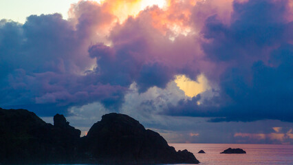 奄美の夕景。イメージ。夏雲。