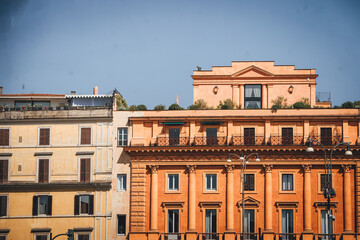 Collection of Rome photography featuring Vatican City, St. Peter’s Basilica, historic center, and romantic summer moments with couples exploring the Italian capital.