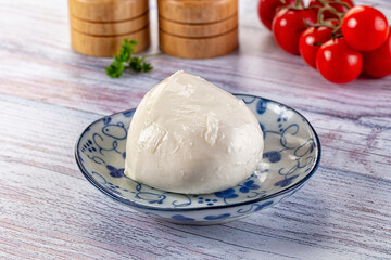 Italian Mozarella buffalo cheese ball