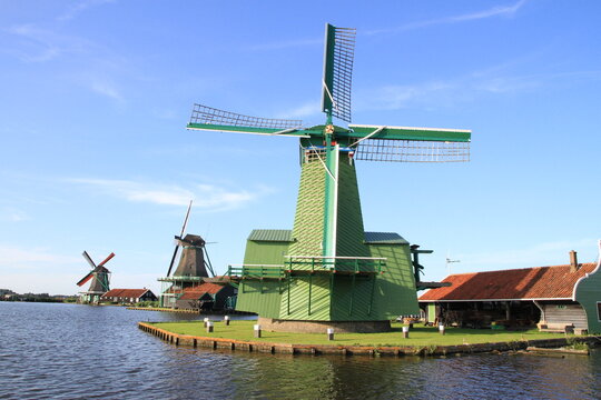 Molinos de viento en Los Pa&iacute;ses Bajos