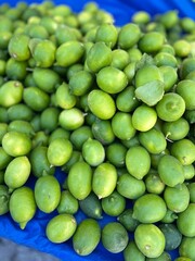 green peas background