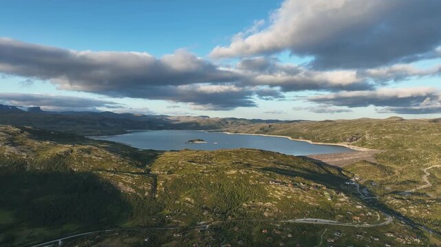 Hydropower reservoir Sysenvatnet on Hardangervidda showing water supply and energy potential