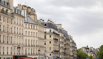 Naklejka premium Immeuble Haussmannien parisien 