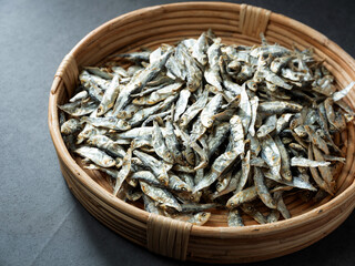 Dried anchovies, dried fish ingredients
